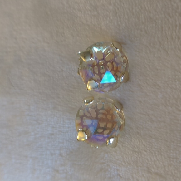Kendra Scott Hillary Gold Studs in Iridescent Clear Statement Vintage HTF - Picture 17 of 17
